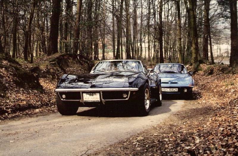 MARTINS RANCH Corvette vs Opel GT 